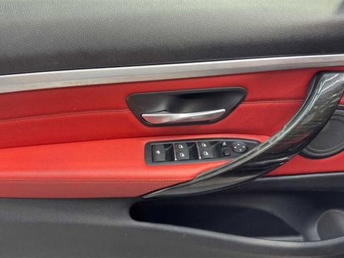 Used 2018 BMW 430i Convertible image 15