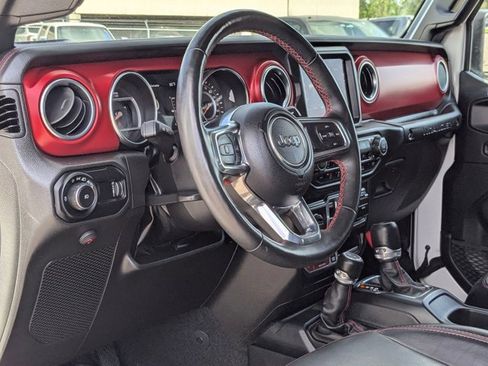 Used 2023 Jeep Wrangler Unlimited Rubicon w/ Cold Weather Group image 9