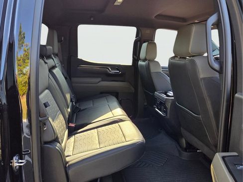 Used 2024 Chevrolet Silverado 1500 ZR2 w/ ZR2 Bison Edition AWD/4WD image 19