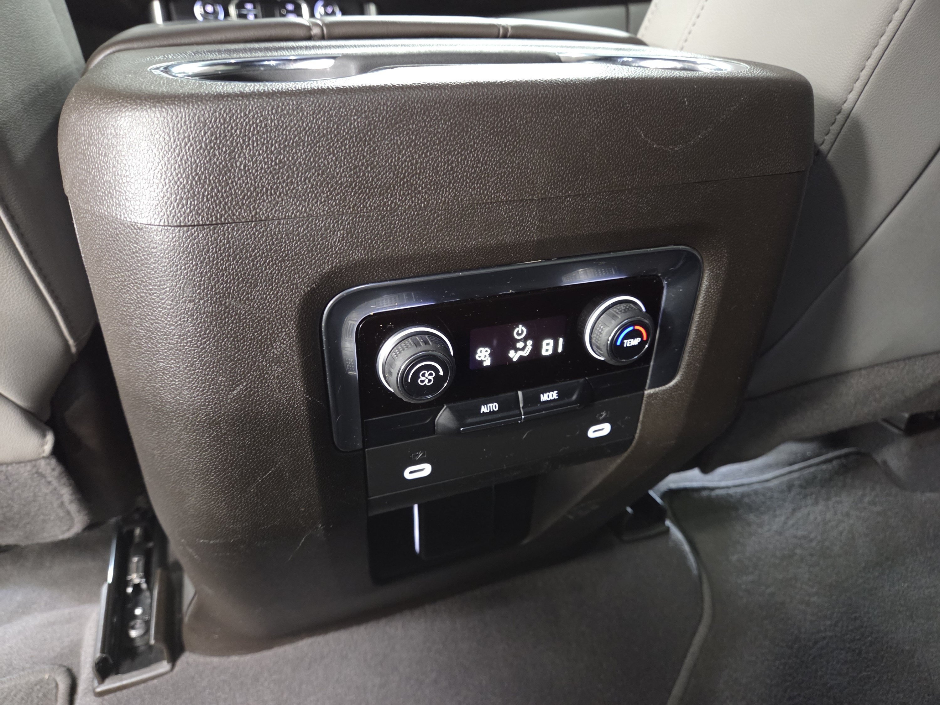 Used 2023 Chevrolet Tahoe LT AWD/4WD image 33