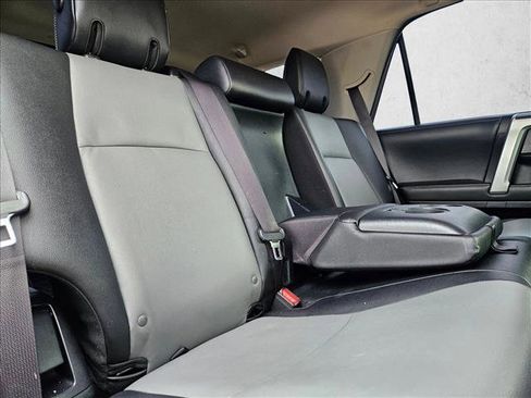 Used 2018 Toyota 4Runner SR5 Premium image 22