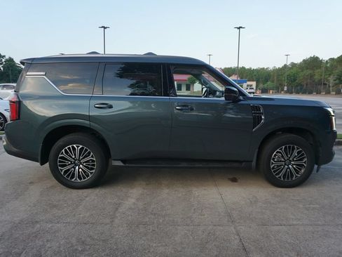 Used 2025 Nissan Armada Platinum RWD image 24