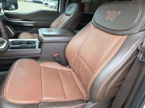 Used 2023 Ford F250 King Ranch w/ Chrome Package image 5