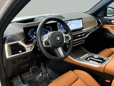 Used 2026 BMW X5 sDrive40i w/ M Sport Package RWD image 17