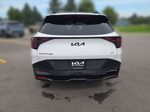 Certified 2026 Kia Sportage X-Line w/ X-Line Technology Package AWD/4WD image 4