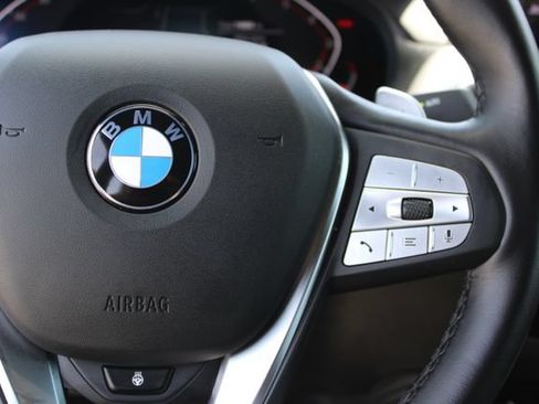 Used 2025 BMW X4 xDrive30i AWD/4WD image 22