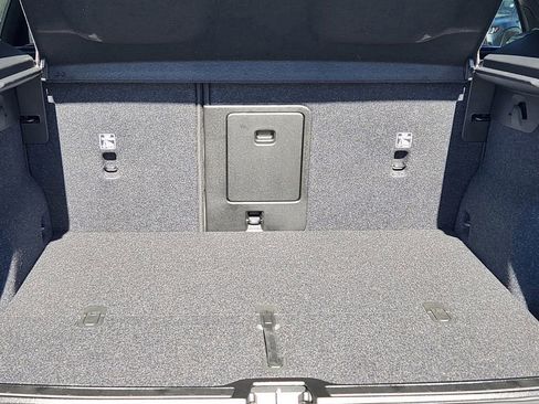 New 2026 Volvo XC40 B5 Ultra w/ Climate Package image 24