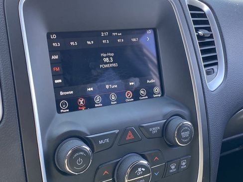 Used 2020 Dodge Durango SXT image 10