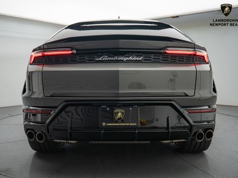 Used 2025 Lamborghini Urus SE image 16