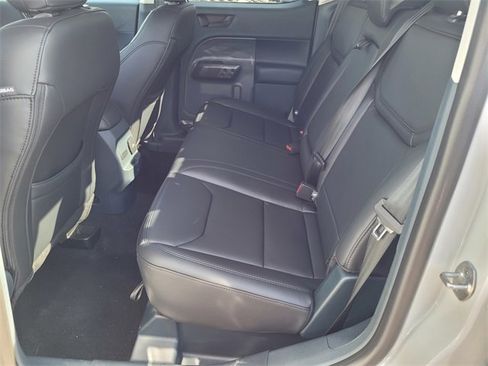 New 2025 Ford Maverick Lariat w/ Black Appearance Package image 6