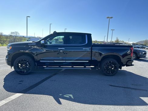 New 2026 Chevrolet Silverado 1500 High Country w/ Technology Package AWD/4WD image 4