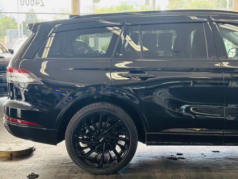 Used 2026 Lincoln Aviator Reserve AWD/4WD image 7