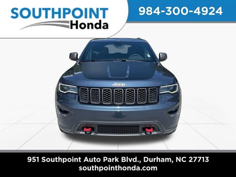Used 2021 Jeep Grand Cherokee Trailhawk w/ Premium Lighting Group AWD/4WD image 2