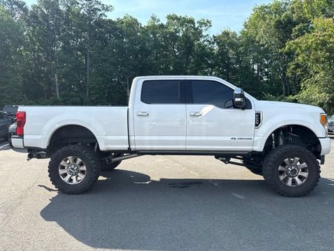Used 2019 Ford F250 Platinum w/ Platinum Ultimate Package AWD/4WD image 6