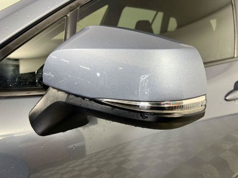 Used 2022 Toyota Corolla Cross LE AWD/4WD image 13