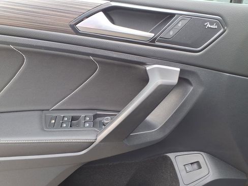 Used 2024 Volkswagen Tiguan SEL R-Line image 52