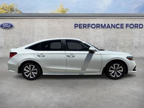 Used 2023 Honda Civic LX image 6