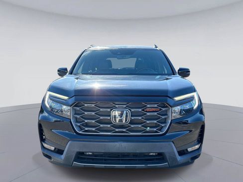 Certified 2023 Honda Passport TrailSport image 9