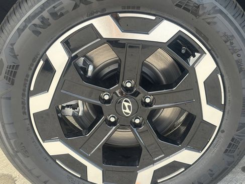 New 2026 Hyundai Santa Fe SE image 9