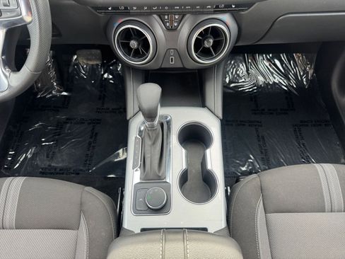 Used 2025 Chevrolet Blazer LT image 41