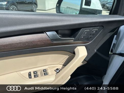 Used 2023 Audi Q5 2.0T Premium Plus w/ Premium Plus Package AWD/4WD image 16
