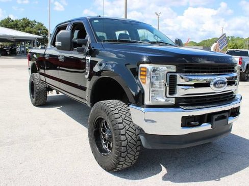 Used 2018 Ford F250 XLT AWD/4WD image 14