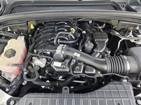 Certified 2023 Jeep Grand Cherokee L Limited w/ Black Appearance Package image 33