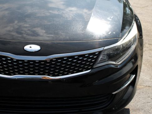 Used 2018 Kia Optima EX image 34