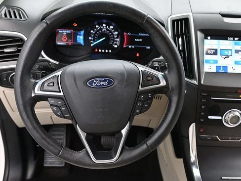 Used 2019 Ford Edge Titanium w/ Cold Weather Package AWD/4WD image 15