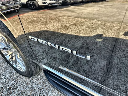 New 2026 GMC Yukon XL Denali w/ LPO, Floor Liner Package image 14