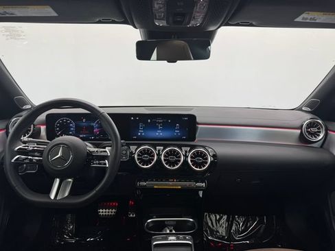 Certified 2026 Mercedes-Benz CLA 250 image 8