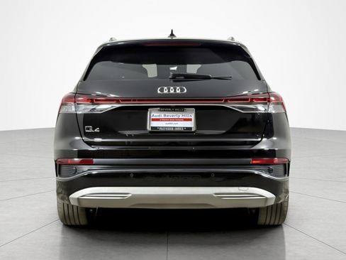 Used 2023 Audi Q4 e-tron Premium Plus w/ Premium Plus RWD image 4