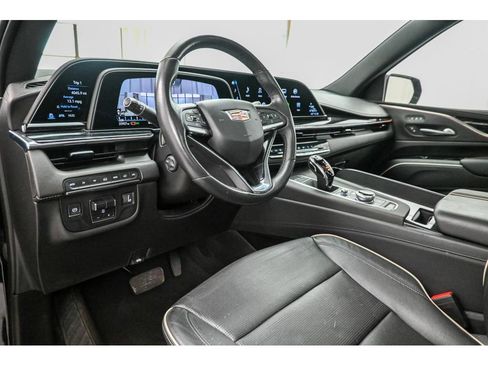 Certified 2023 Cadillac Escalade Sport w/ Touring Package image 36