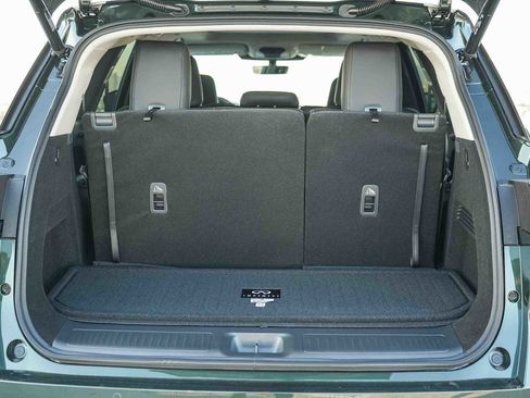 New 2026 INFINITI QX60 Luxe image 12