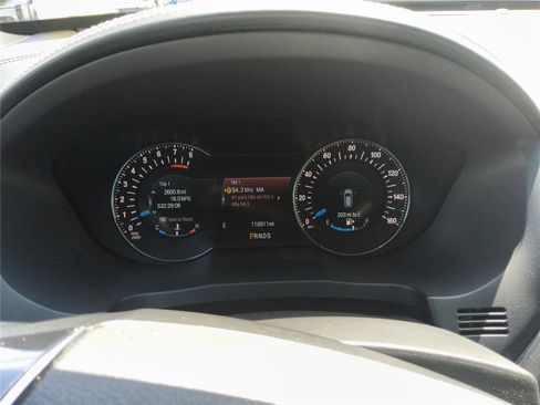 Used 2017 Ford Explorer Platinum AWD/4WD image 33
