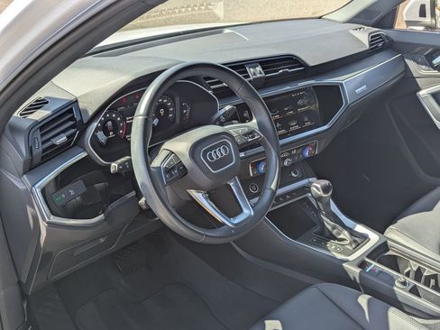 Used 2023 Audi Q3 2.0T Premium w/ Convenience Package AWD/4WD image 12