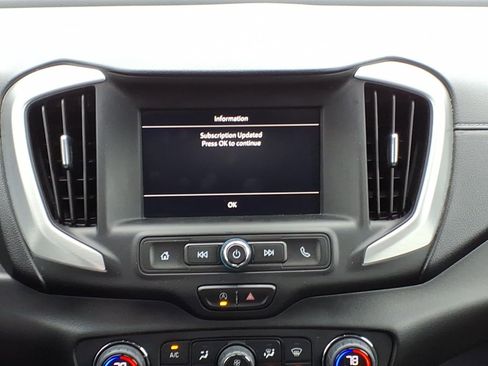 Certified 2022 GMC Terrain SLE w/ Driver Convenience Package image 19