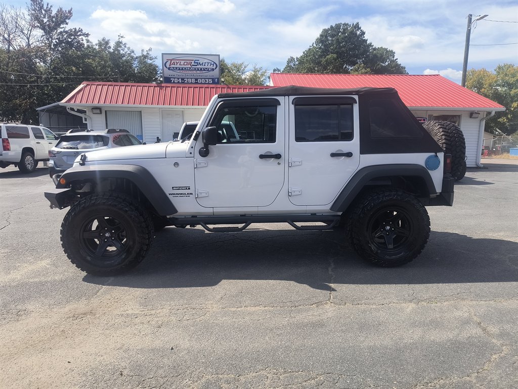Used 2017 Jeep Wrangler Unlimited Sport w/ Quick Order Package 24S AWD/4WD image 2