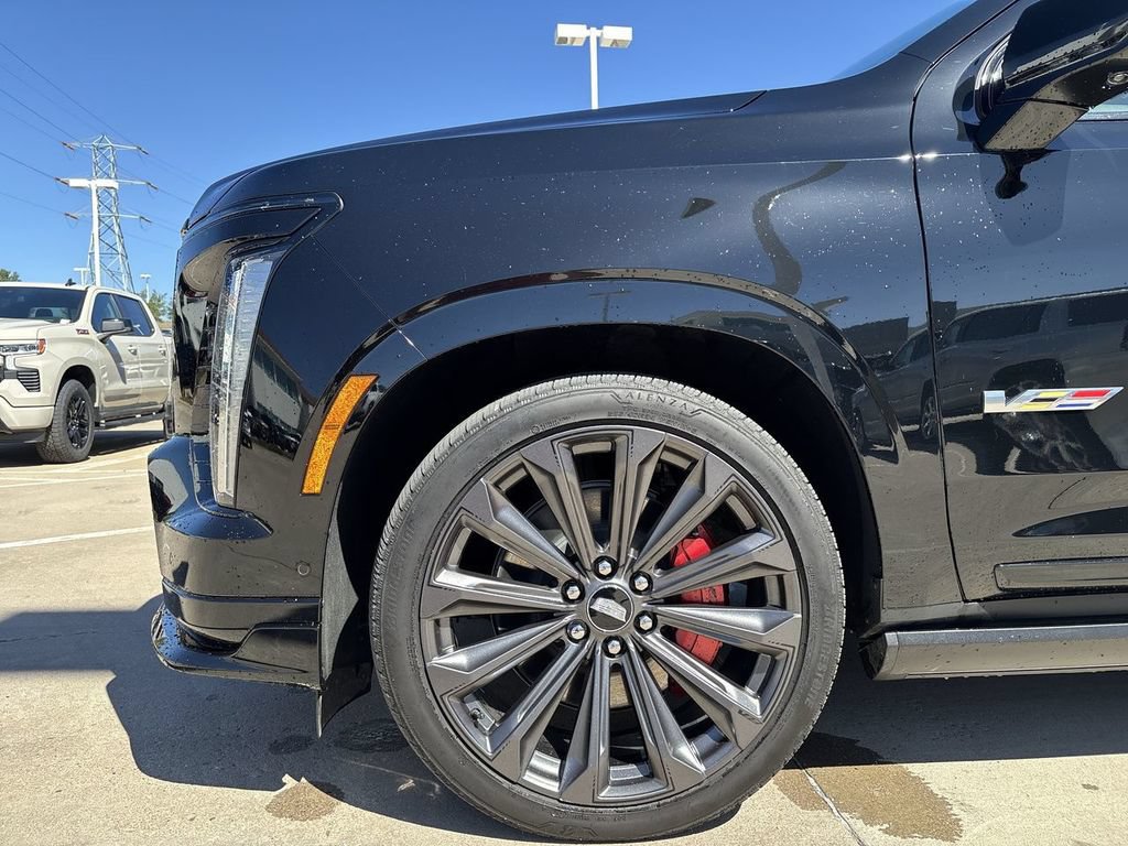 Certified 2025 Cadillac Escalade V AWD/4WD image 39