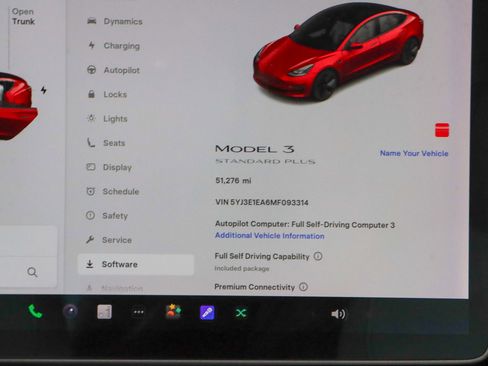 Used 2021 Tesla Model 3 Standard Range Plus image 15
