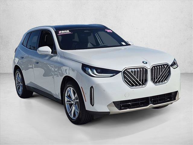 Certified 2025 BMW X3 xDrive30i w/ Premium Package AWD/4WD image 3