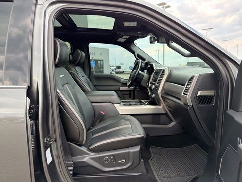 Used 2018 Ford F450 Platinum w/ Platinum Ultimate Package AWD/4WD image 22