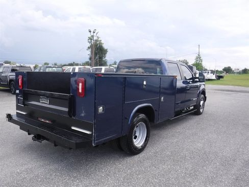 Used 2018 Ford F350 XL RWD image 2