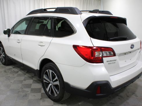 Used 2018 Subaru Outback 2.5i Limited AWD/4WD image 30