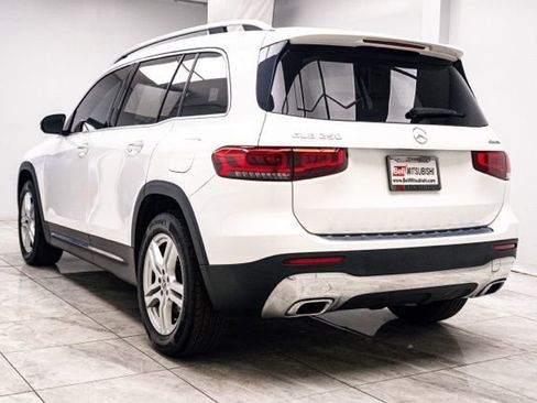 Used 2022 Mercedes-Benz GLB 250 4MATIC image 7