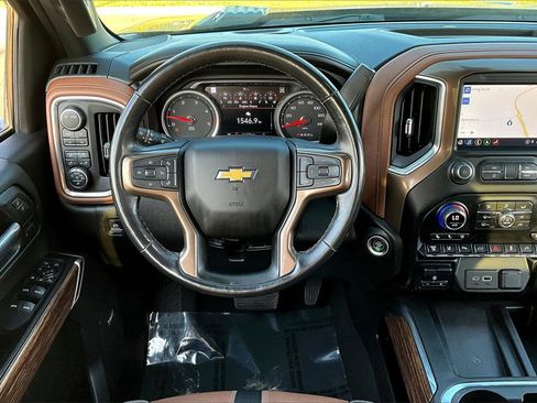 Used 2022 Chevrolet Silverado 3500 High Country w/ Safety Package II image 5