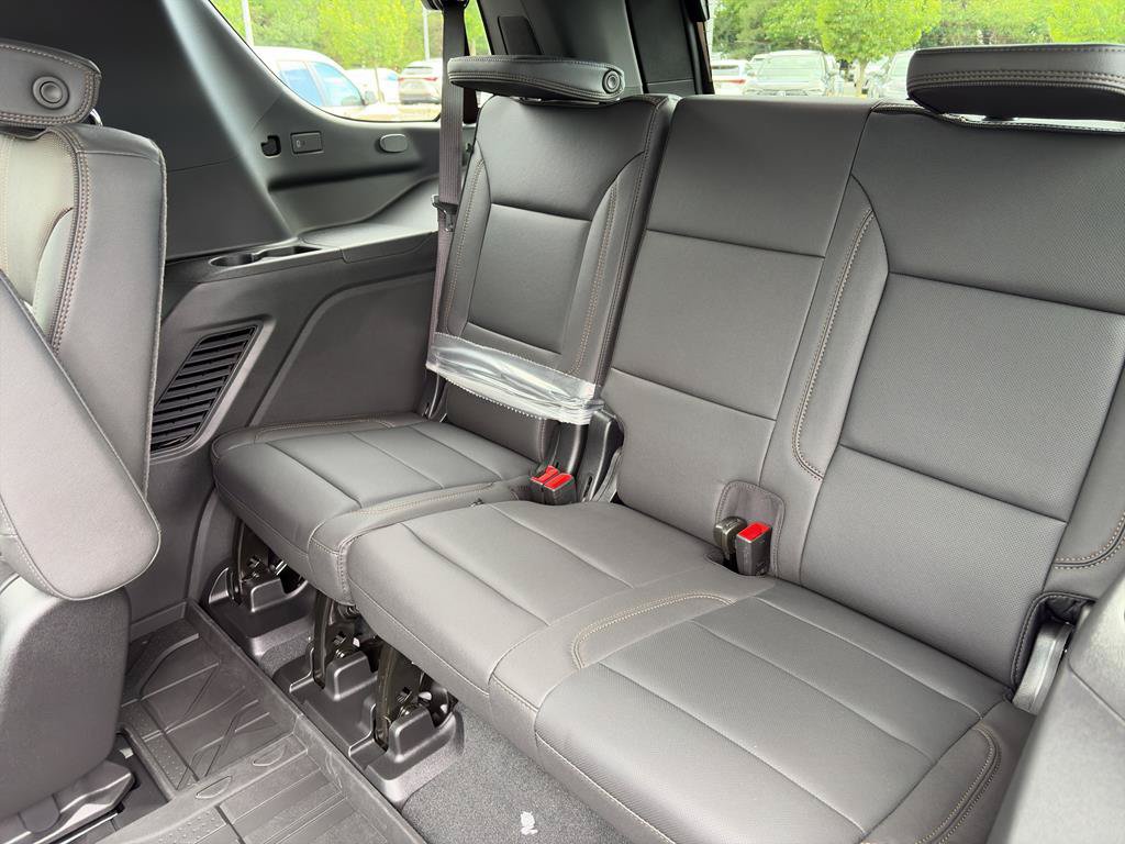 New 2026 Chevrolet Tahoe High Country AWD/4WD image 32