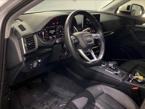 Used 2020 Audi Q5 Prestige w/ Prestige Package AWD/4WD image 16