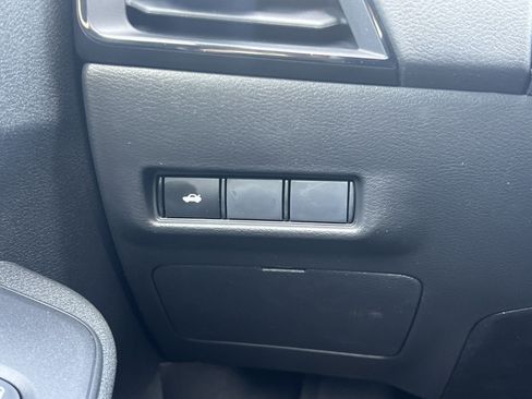 New 2026 Nissan Sentra SV w/ Floor Mat Package FWD image 11