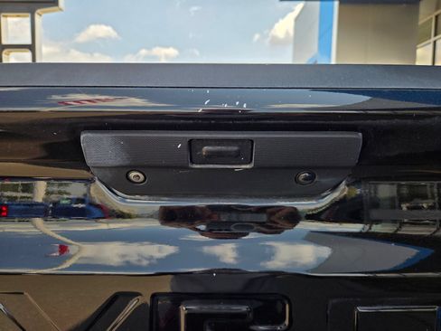 Used 2021 Chevrolet Silverado 1500 RST AWD/4WD image 8